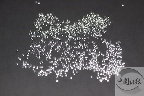 宏伟金属表面处理厂喷砂玻璃微珠清理